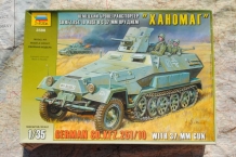 images/productimages/small/German Sd.Kfz.251.10 with 37mm GUN Zvezda 3588.jpg